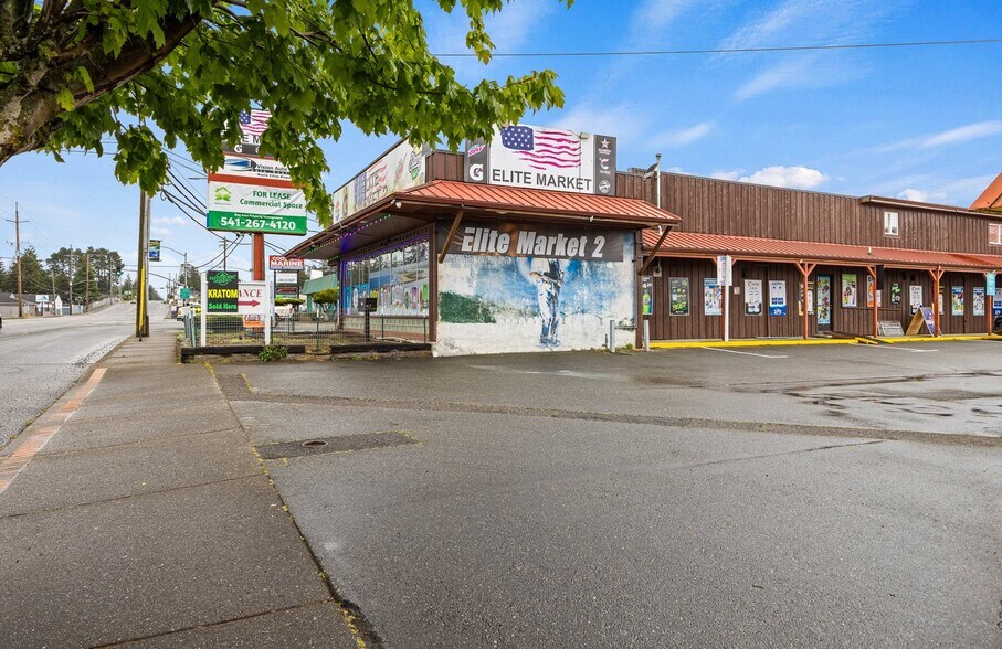 More Photos Of 1195 Newmark Ave, Coos Bay Storefront Retail Residential For Sale