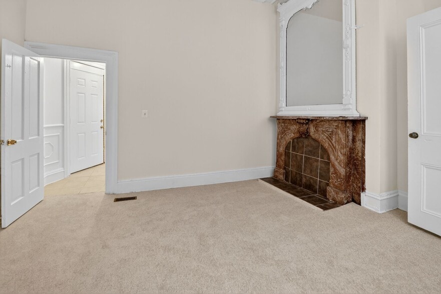 More Photos Of 1404 Madison Ave, Baltimore Apartments For Sale