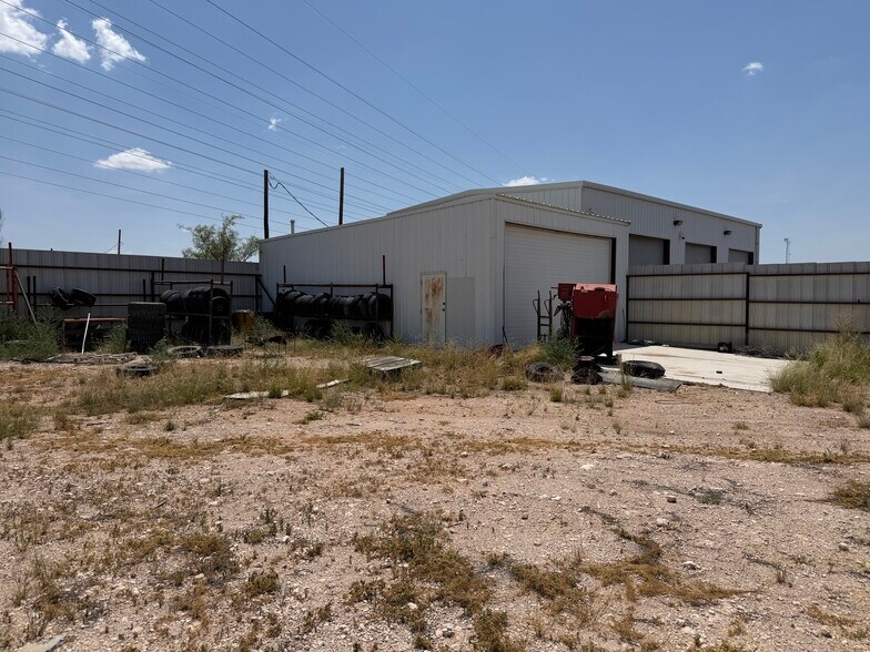 More Photos Of 3705 Kermit Hwy, Odessa Industrial For Sale