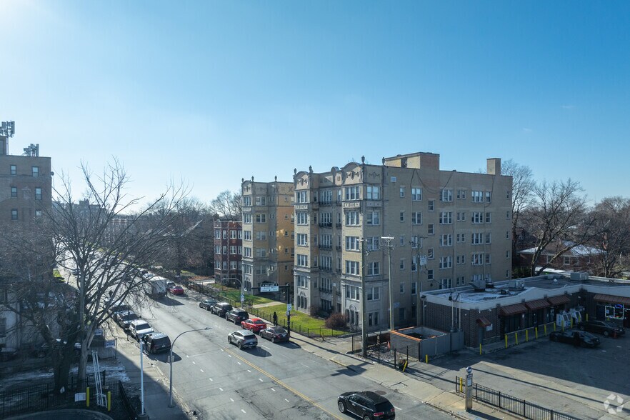 More Photos Of 6720 S Jeffery Blvd, Chicago Apartments For Sale
