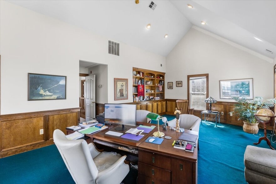 More Photos Of 27 Main St, Sparta Office For Sale