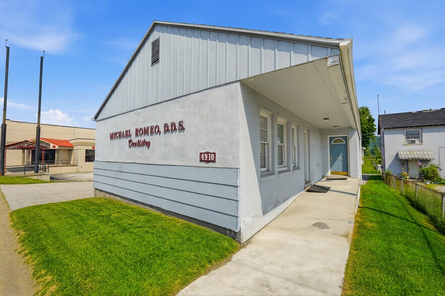 More Photos Of 4910 Maccorkle Ave SW, Charleston Medical For Sale