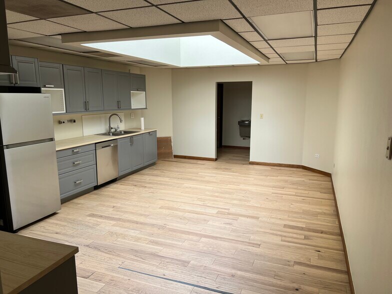 More Photos Of 12325 W 52nd Ave, Arvada Research And Development For Lease