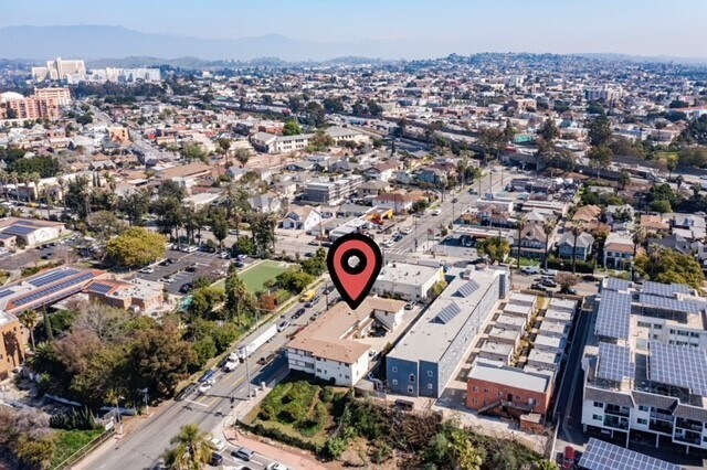 More Photos Of 405 S Boyle Ave, Los Angeles Apartments For Sale