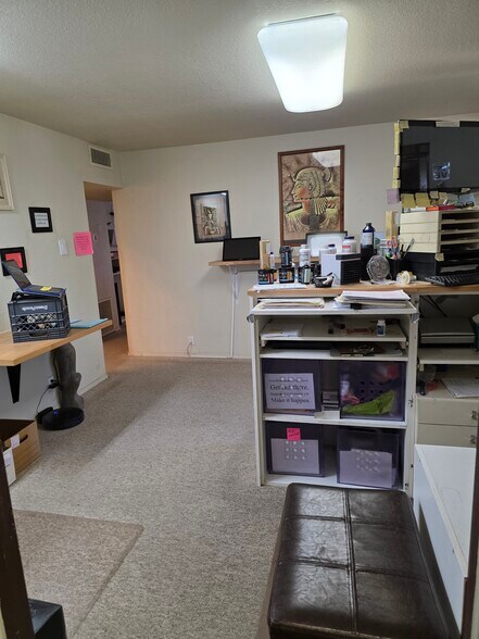 More Photos Of 37234 N Cave Creek Rd, Cave Creek Office For Sale