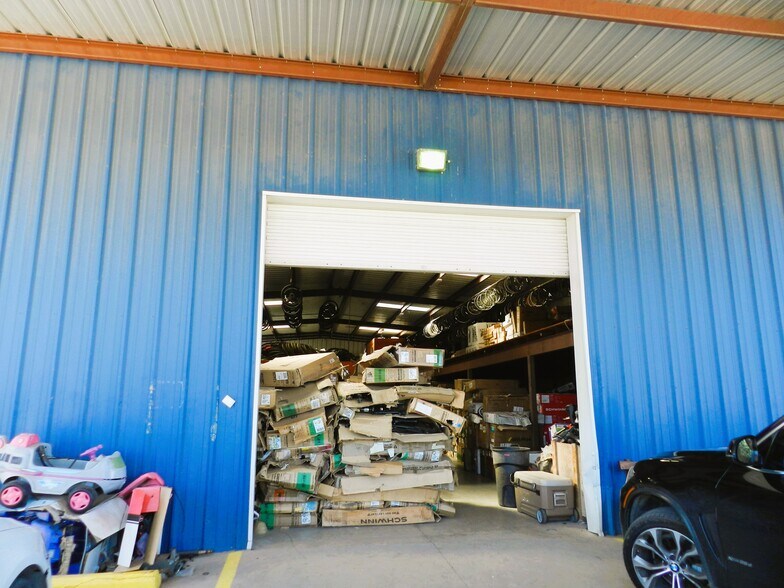 More Photos Of 4005 Andy R Ramos Rd, Laredo Warehouse For Sale