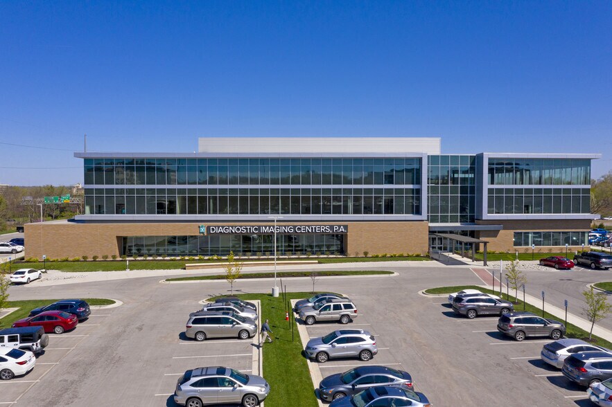 More Photos Of 6650 W 110th St, Overland Park Medical For Lease