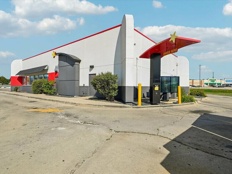 More Photos Of 1410 Flammang Dr, Waterloo Fast Food For Sale