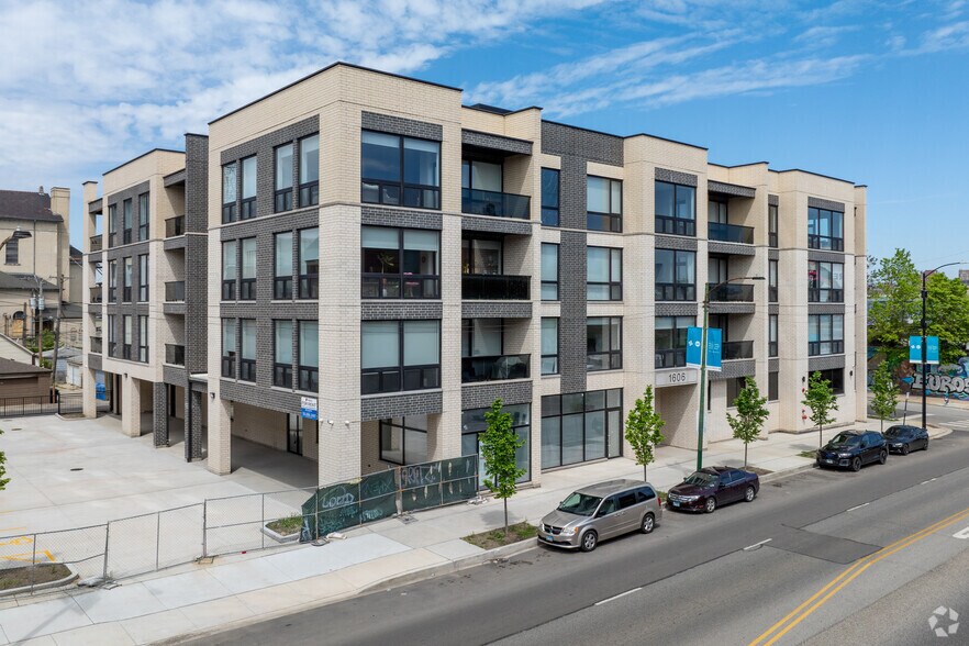 Primary Photo Of 1606 S Ashland Ave, Chicago Apartments For Lease