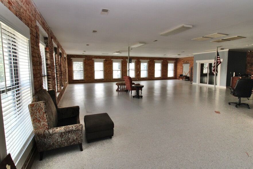 More Photos Of 76 Union St S, Concord Loft Creative Space For Lease