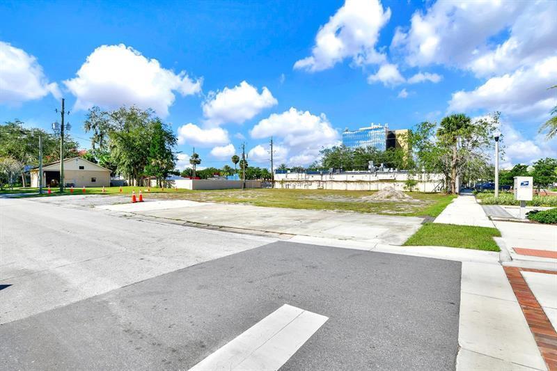 More Photos Of 300 W 2nd St, Sanford Land For Sale