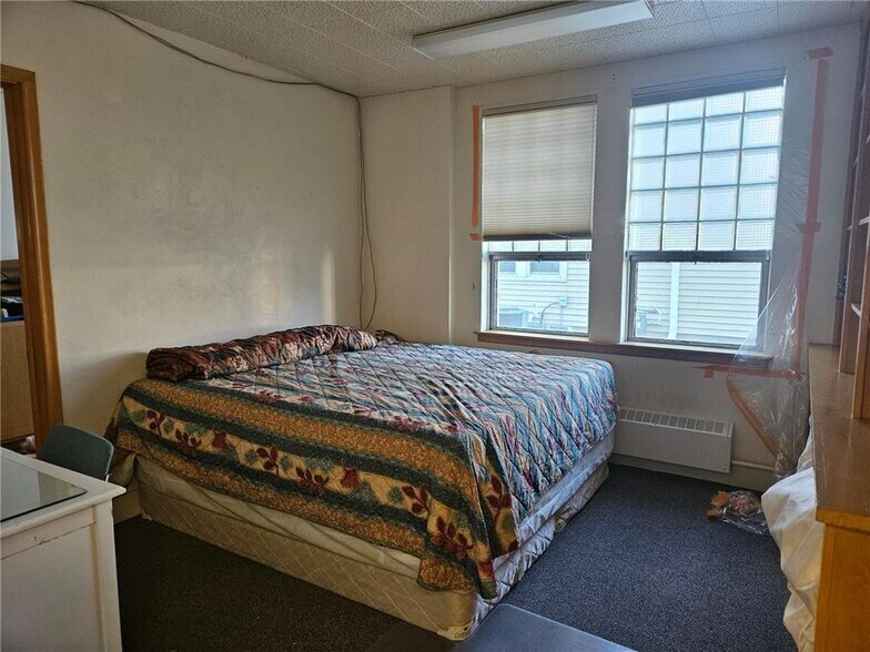 More Photos Of 113 Main St W, Milltown Specialty For Sale