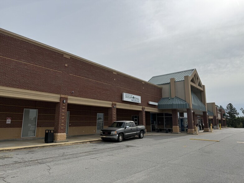 Primary Photo Of 2215 Tobacco Rd, Augusta Bank For Lease