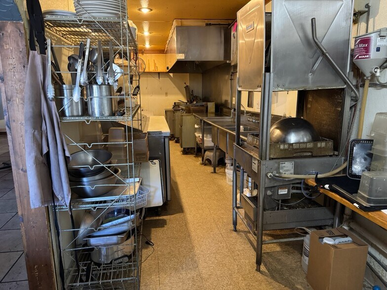 More Photos Of 68290 S Main St, Iron River General Retail For Sale