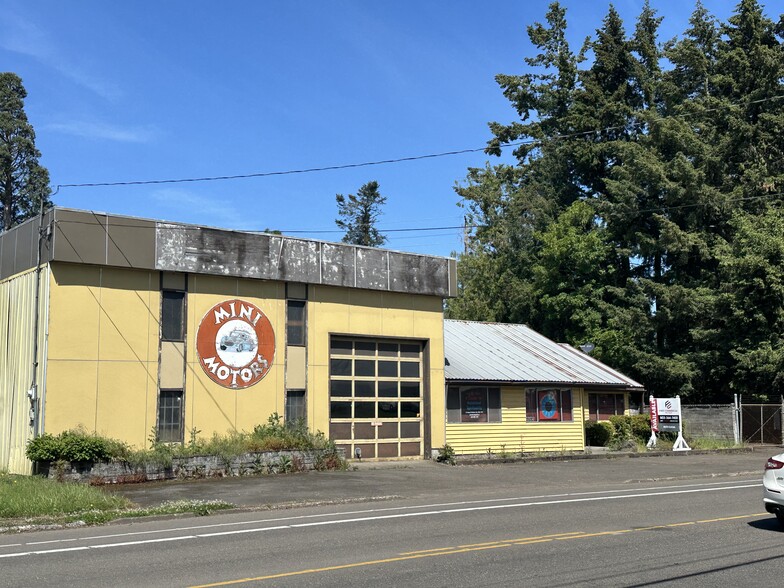 Primary Photo Of 2775 Cherry Ave NE, Salem Auto Repair For Sale