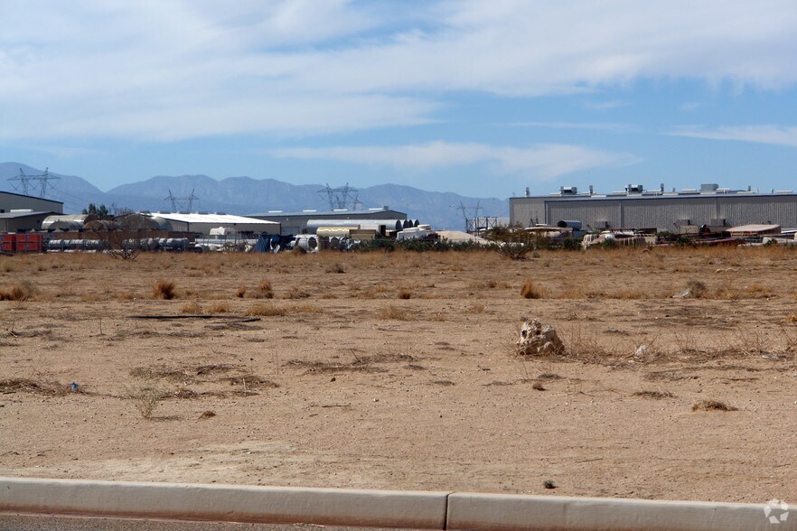 More Photos Of 17020 Raccoon Ave, Adelanto Land For Sale