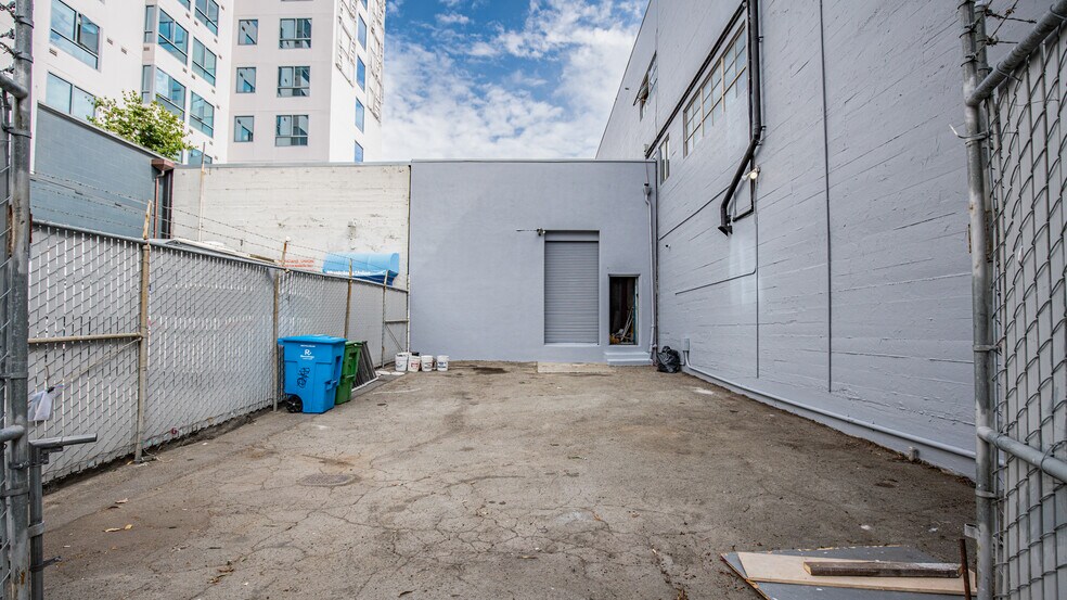More Photos Of 122 9th St, San Francisco Loft Creative Space For Lease