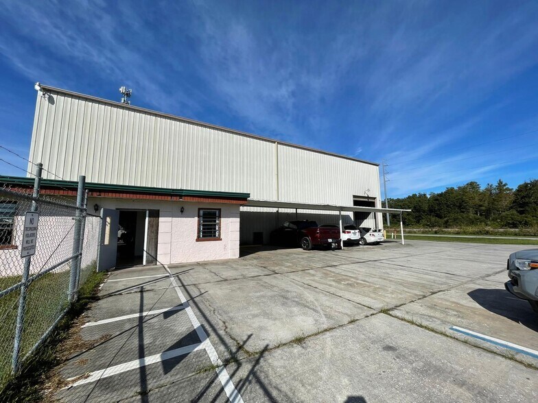 More Photos Of 4712 Old Tampa Hwy, Kissimmee Warehouse For Lease
