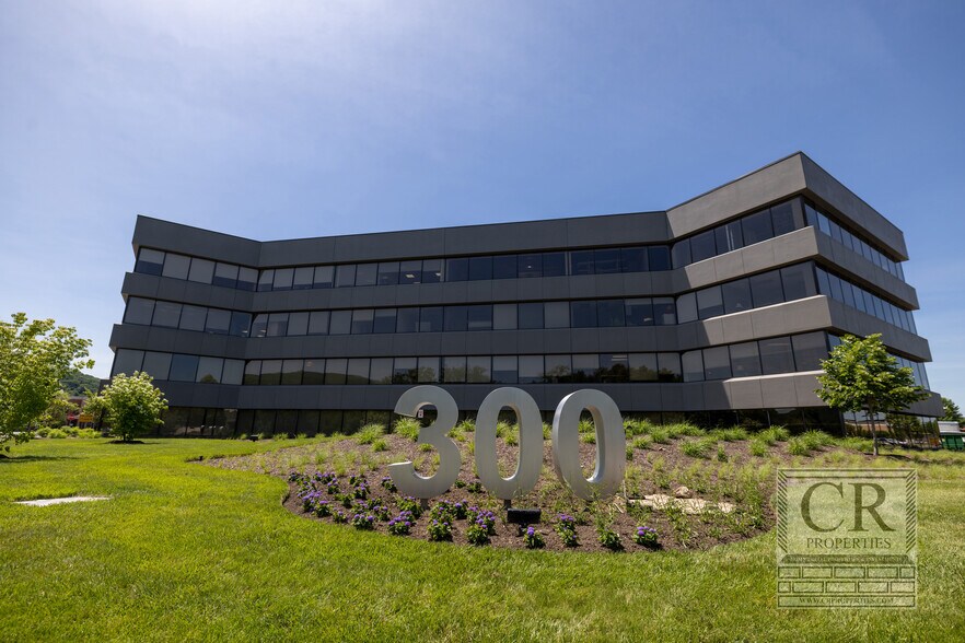 More Photos Of 300 Westage Business Center Dr, Fishkill Office For Lease