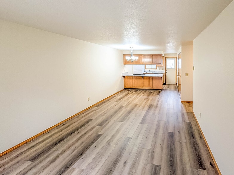 More Photos Of 159-197 Pembrook St SE, Salem Apartments For Sale