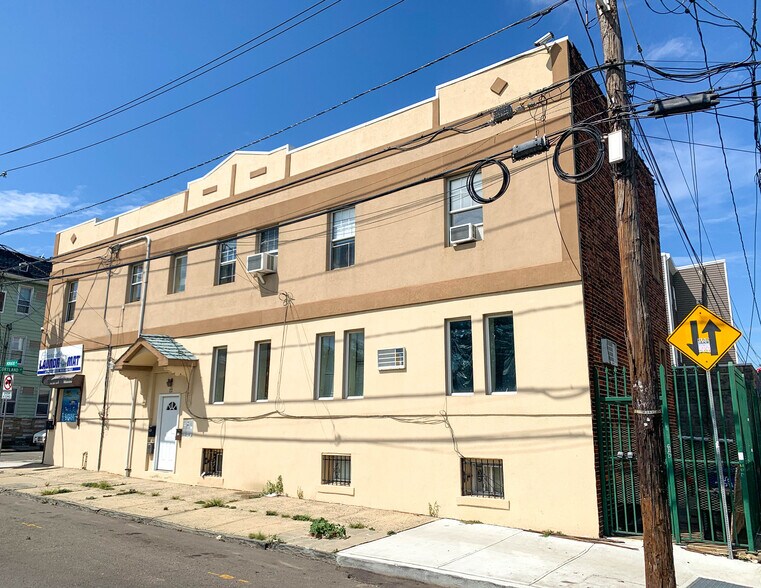 More Photos Of 56 Cortland St, Newark Apartments For Sale