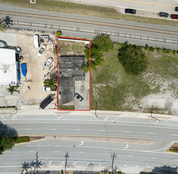 More Photos Of 805 N Federal Hwy, Boynton Beach Freestanding For Sale