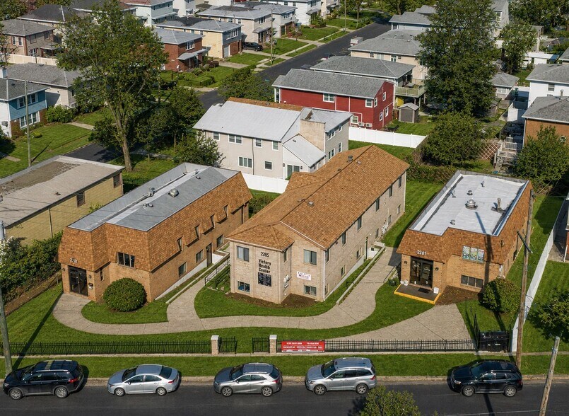 More Photos Of , Staten Island Office For Sale