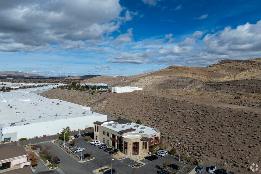 More Photos Of 175 Salomon Cir, Sparks Research And Development For Lease