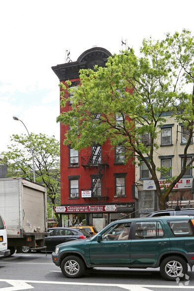 More Photos Of 180 First Ave, New York Apartments For Lease