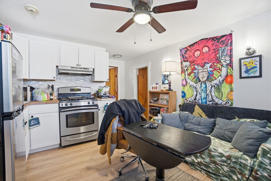 More Photos Of 130 Water St, Warren Apartments For Sale