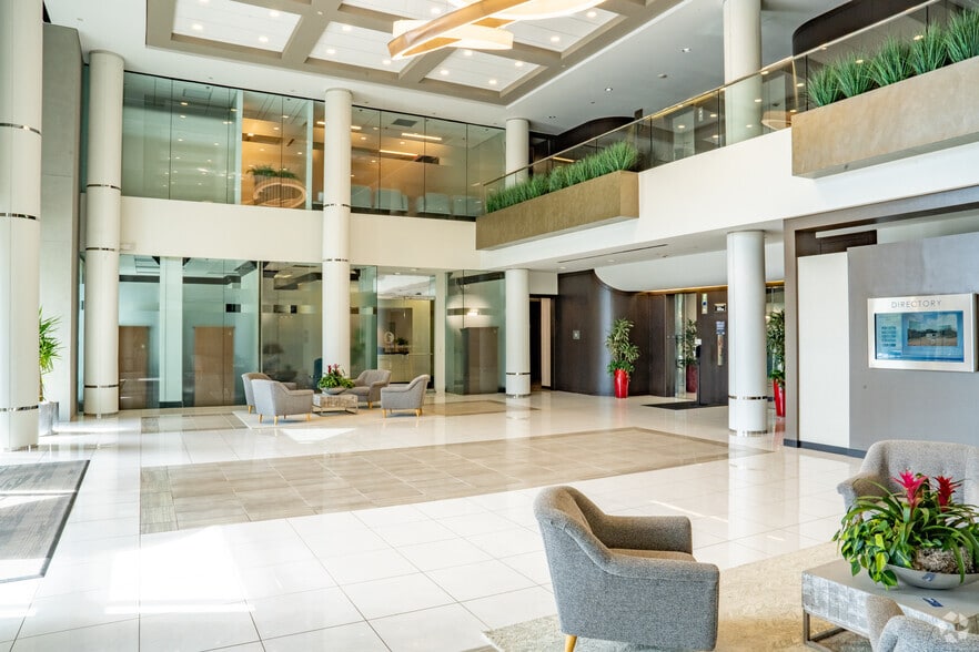 More Photos Of 1899 Powers Ferry Rd SE, Atlanta Office For Lease