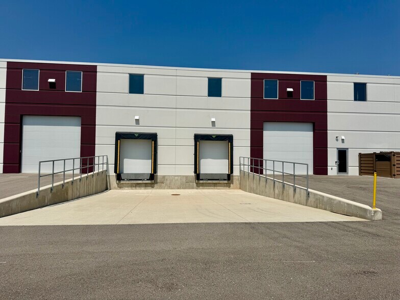 More Photos Of 1155 Ambition St, Verona Industrial For Lease