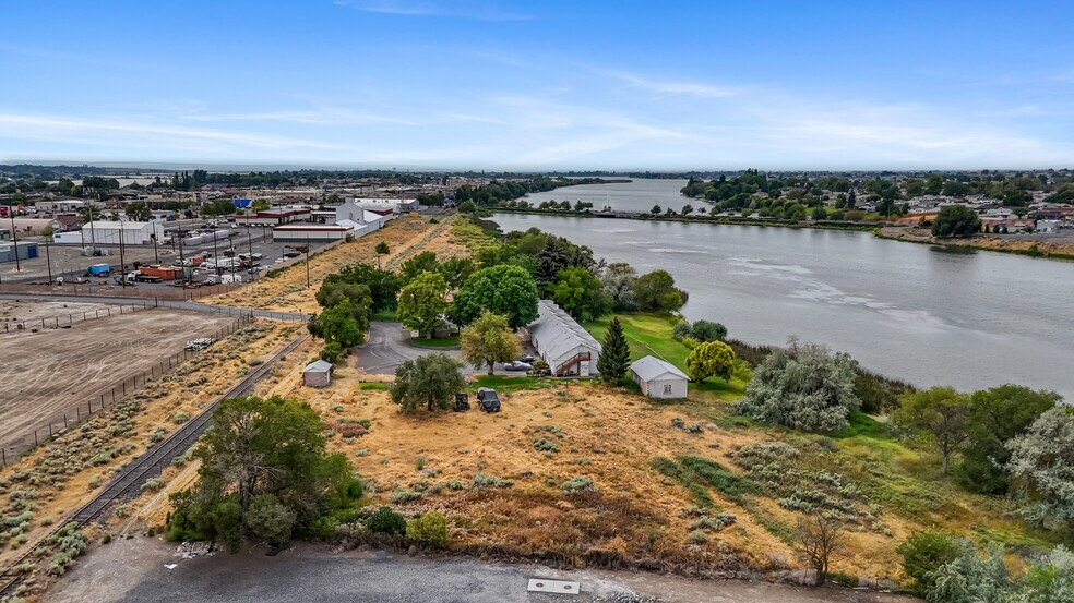 More Photos Of 510 Fig St, Moses Lake Apartments For Sale