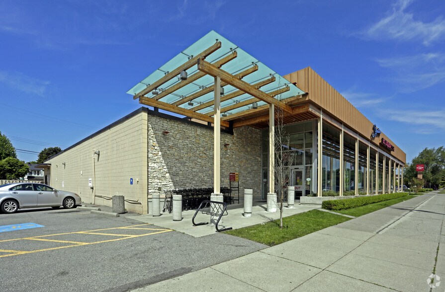 More Photos Of 5555 Cambie St, Vancouver Freestanding For Sale