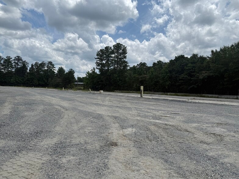More Photos Of 220 Cargill Road Connector, Macon Land For Lease