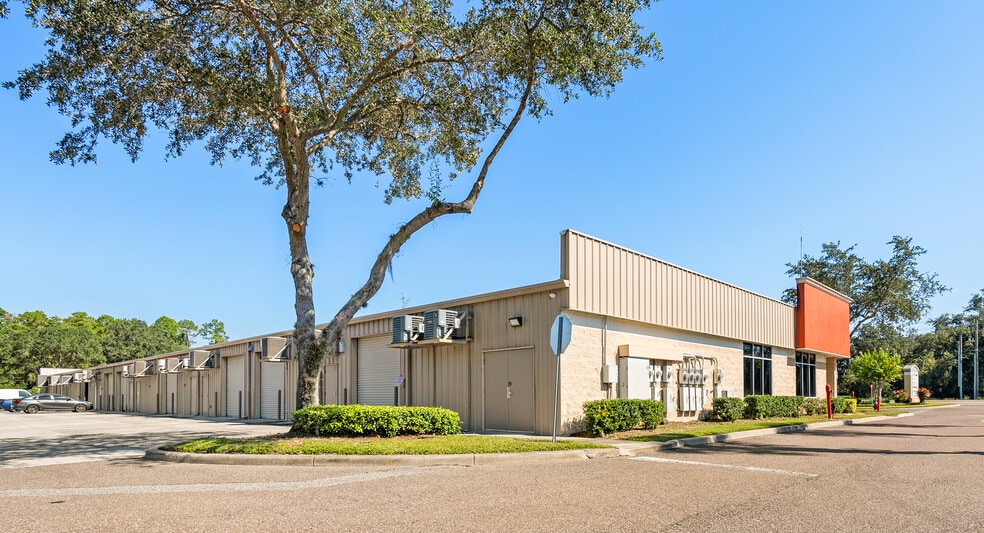 More Photos Of 1121-1197 W Airport Blvd, Sanford Unknown For Lease