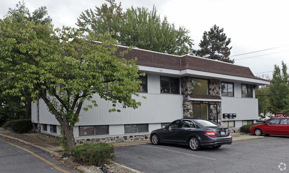 Primary Photo Of 71 E Eckerson Rd, Spring Valley Office For Lease