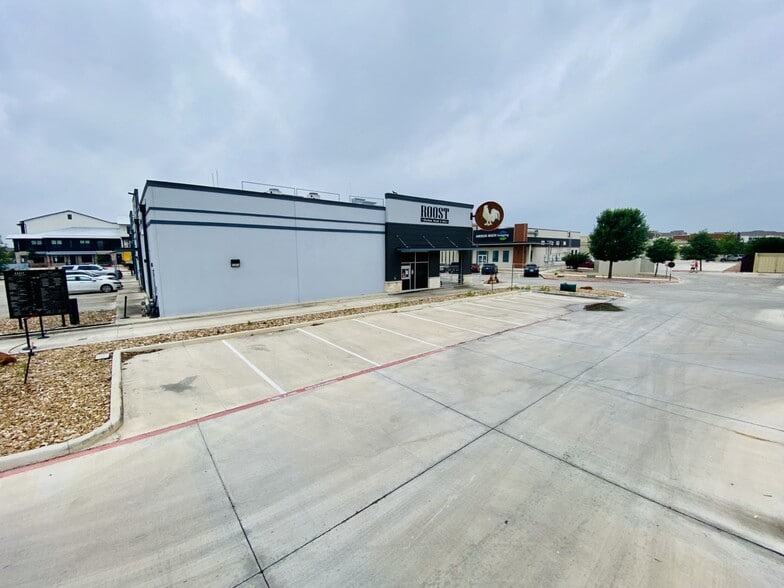 More Photos Of 2124 Gabriel's Place, New Braunfels Office For Lease