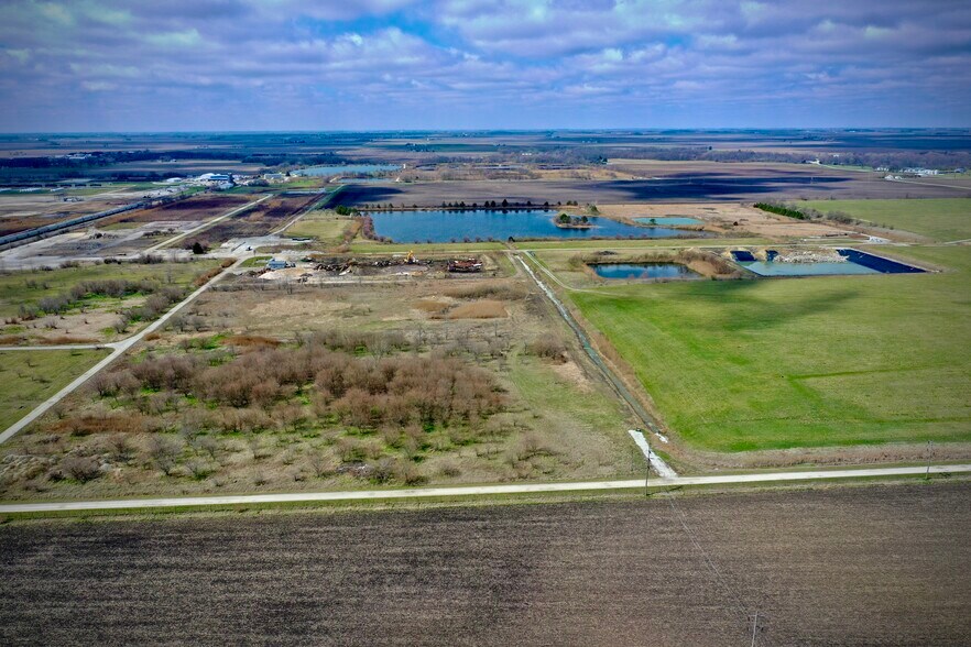 More Photos Of 625 E US Highway 36, Tuscola Land For Sale