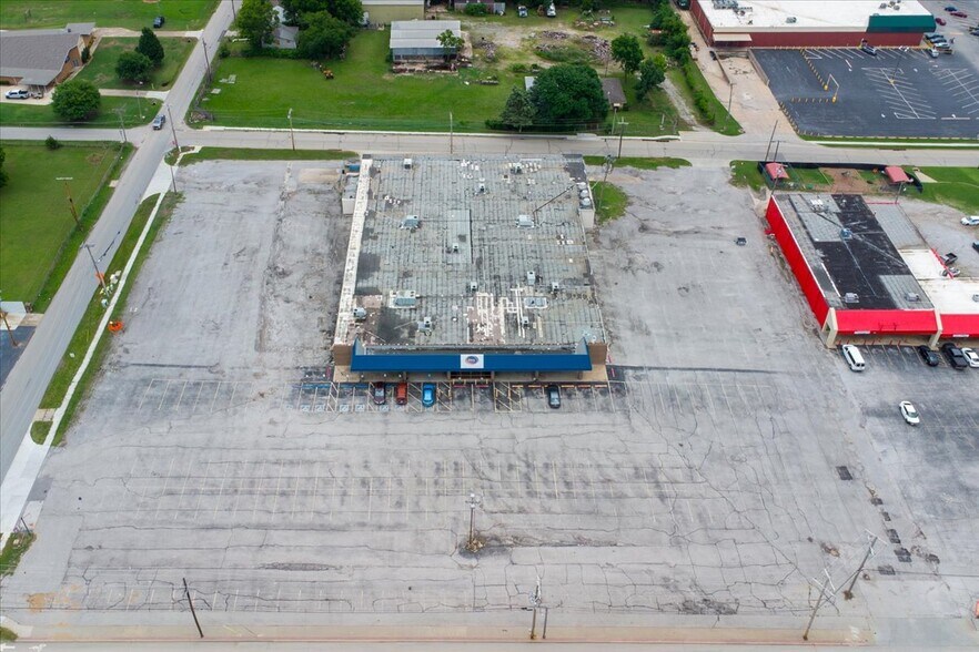 More Photos Of 4915 S Union Ave, Tulsa Office For Sale