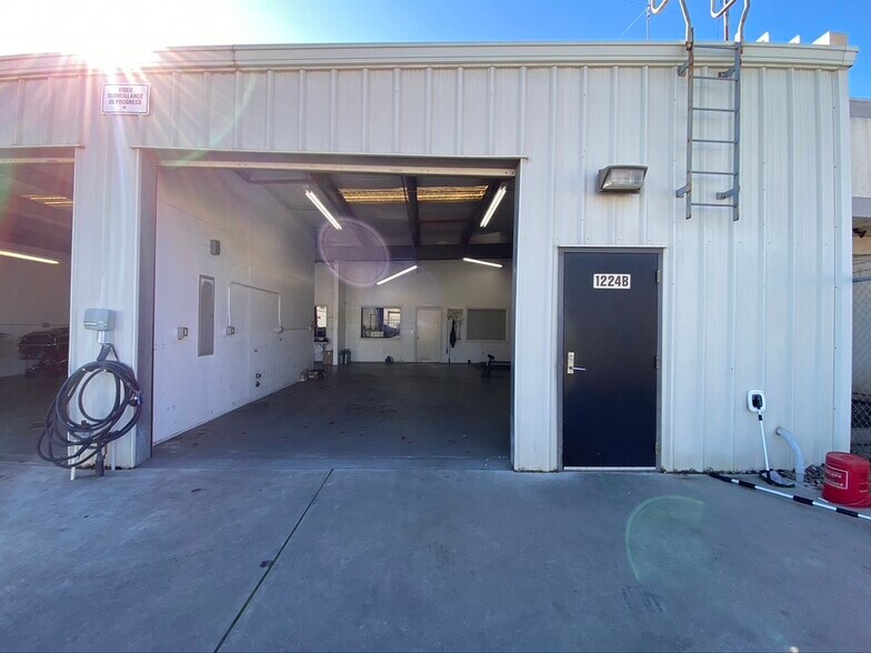 More Photos Of 1224 6th St, Modesto Warehouse For Lease