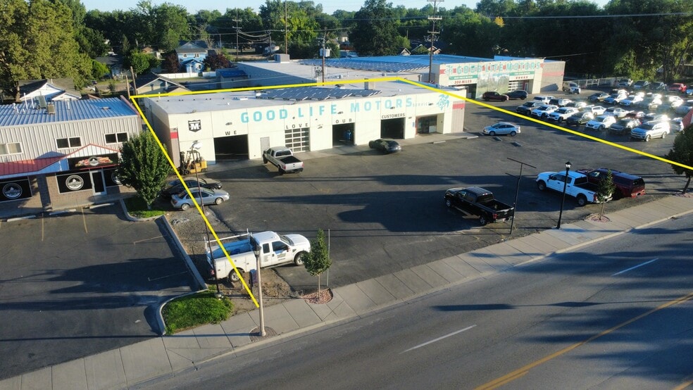 More Photos Of 211-221 11th Ave N, Nampa Auto Repair For Sale
