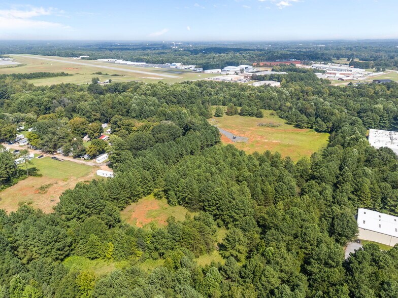 More Photos Of 701 Airport Rd, Salisbury Land For Sale