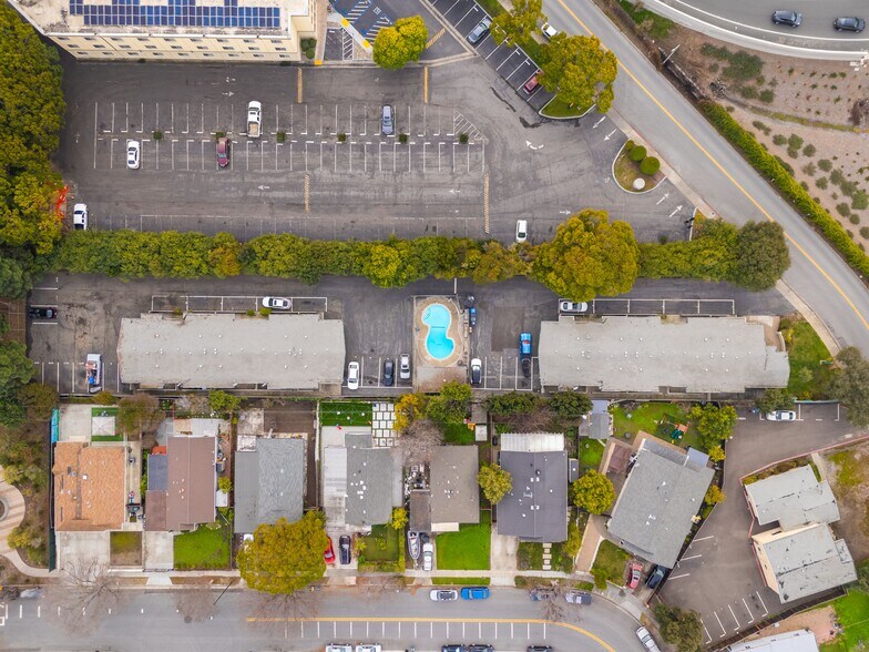 More Photos Of 960-962 W Weddell Dr, Sunnyvale Apartments For Sale