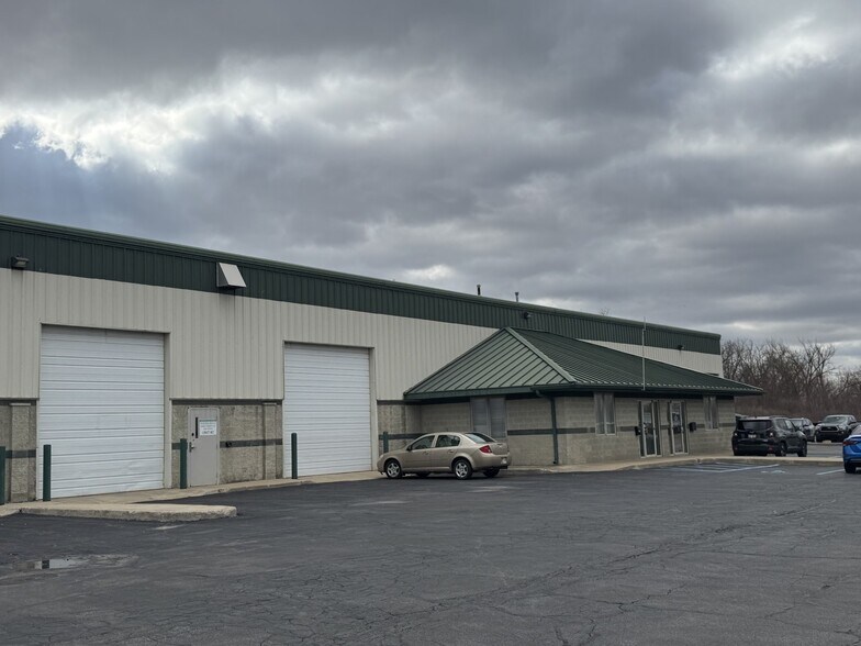 More Photos Of 3550 179th St, Hammond Warehouse For Lease