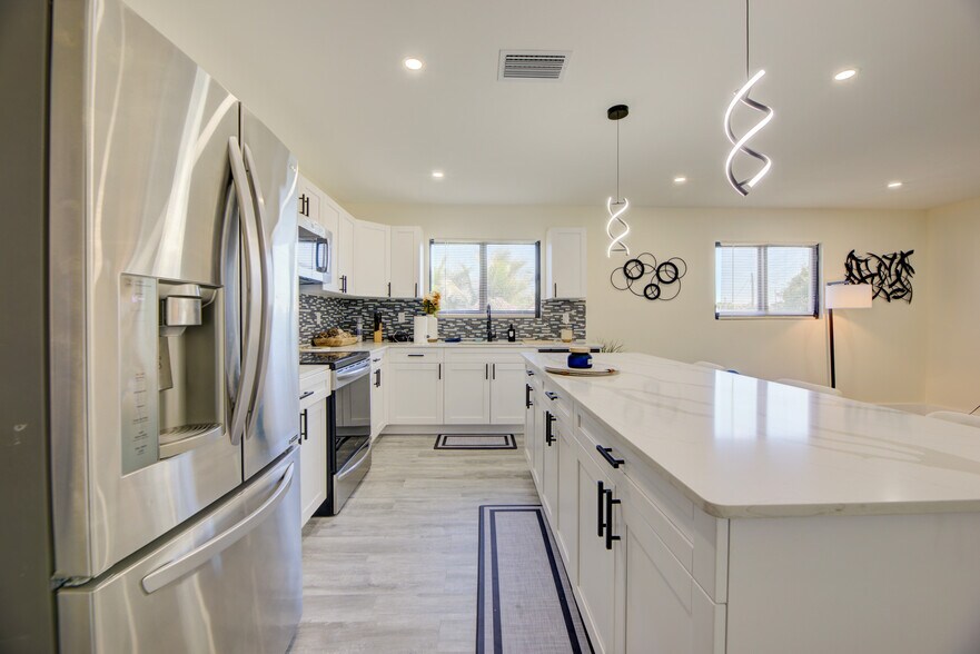 More Photos Of 742 NW 70th St, Miami Apartments For Sale