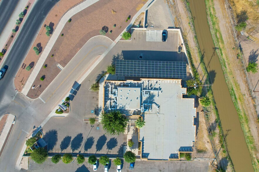 More Photos Of 5301 Alameda Ave, El Paso Medical For Lease