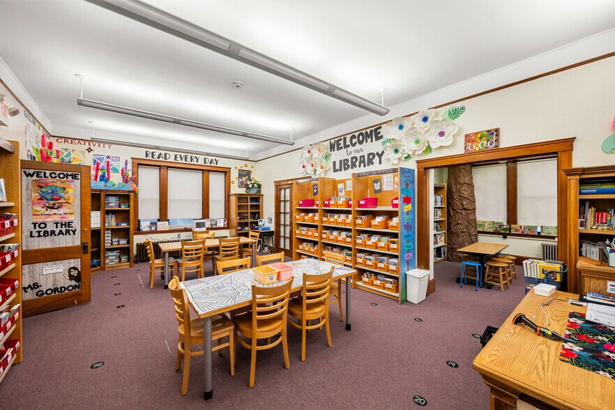 More Photos Of 35 Middlesex St, Cambridge Schools For Lease