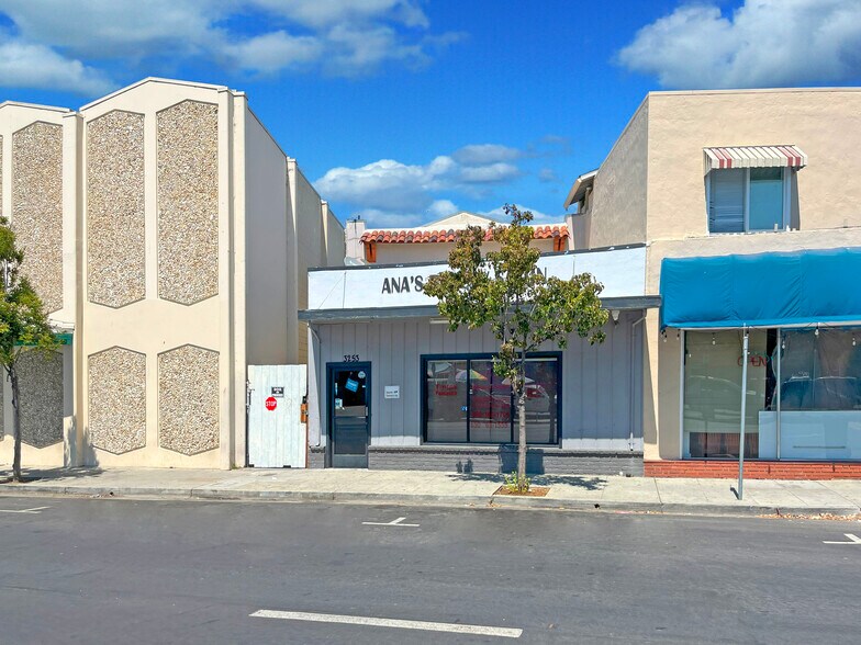 More Photos Of 3253 Middlefield Rd, Menlo Park Storefront For Sale