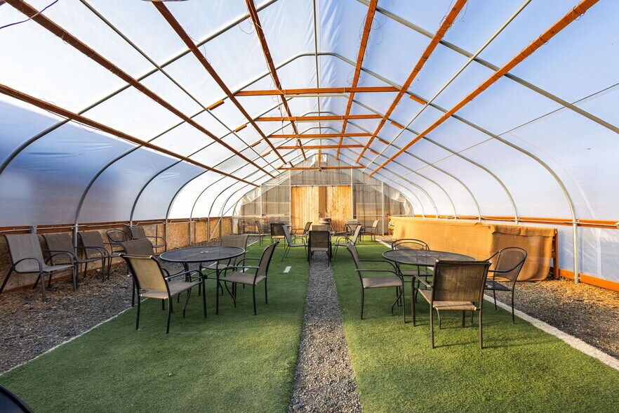 More Photos Of 13959 SW Commercial Loop Rd, Crooked River Ranch Restaurant For Sale